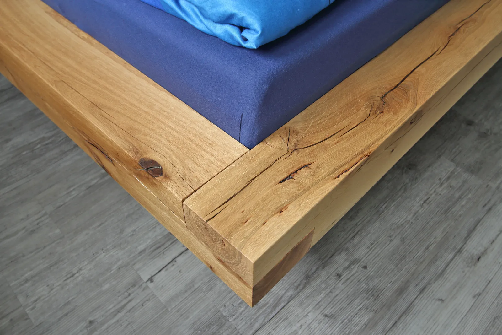 matalia-bett-eiche-balkenbett-3