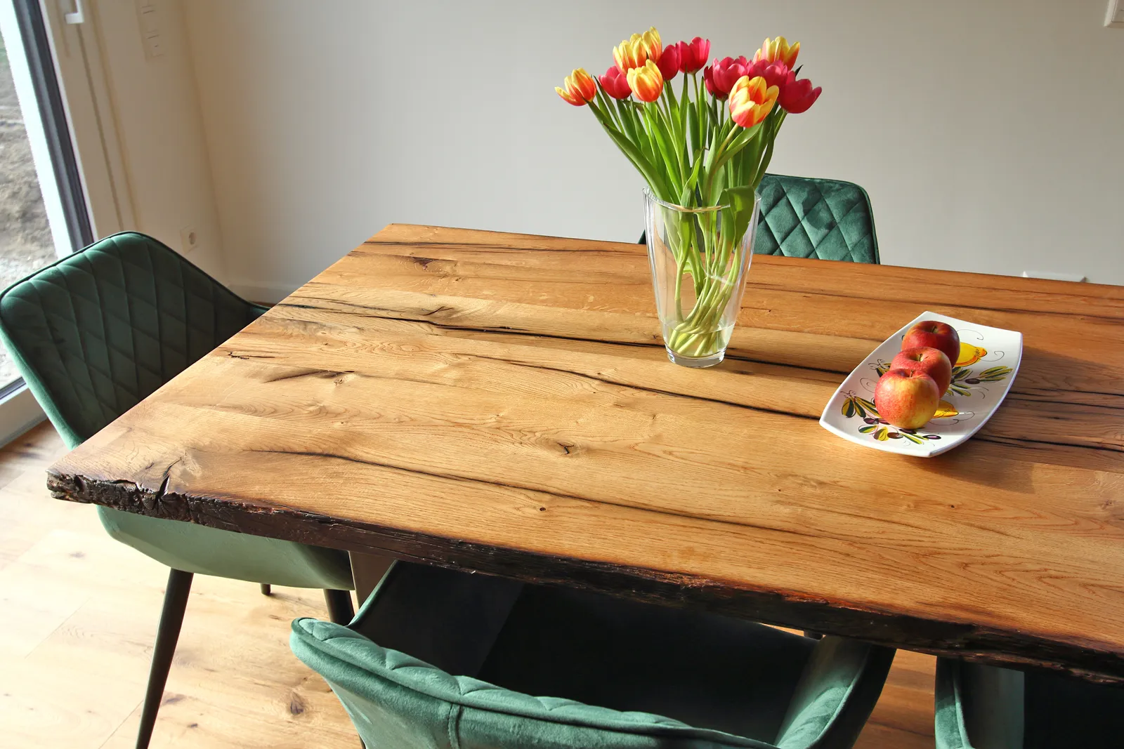 matalia-esstisch-eiche-mit_fachwerkbalken-1