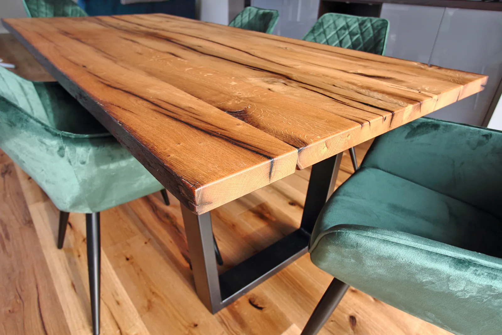 matalia-esstisch-eiche-mit_fachwerkbalken-3