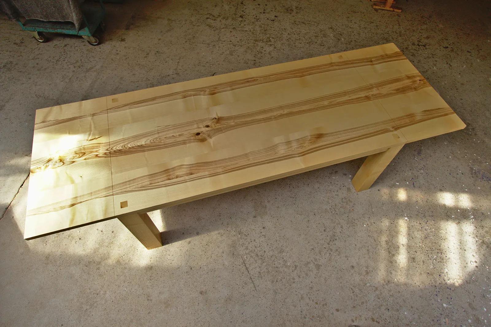 matalia-esstisch-esche-mit_ansteckplatten-4
