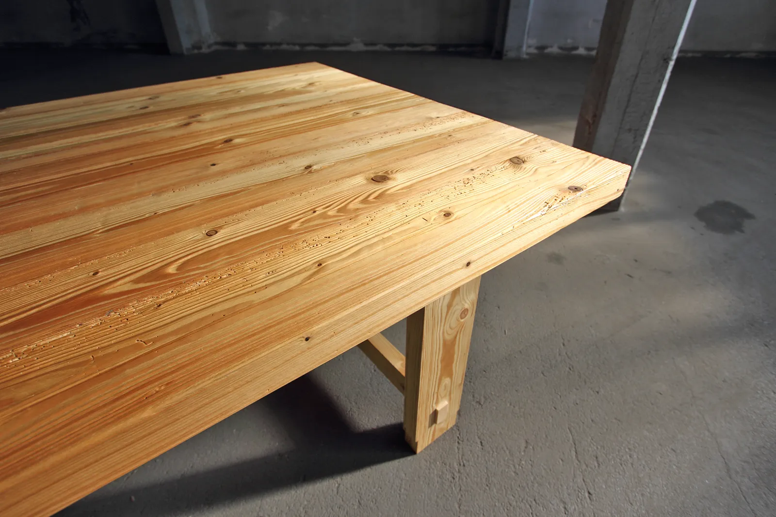 matalia-esstisch-fichte-altholz_landhausstil-2
