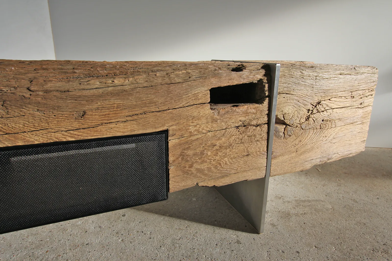 matalia-hifiboard-altholzbalken-1